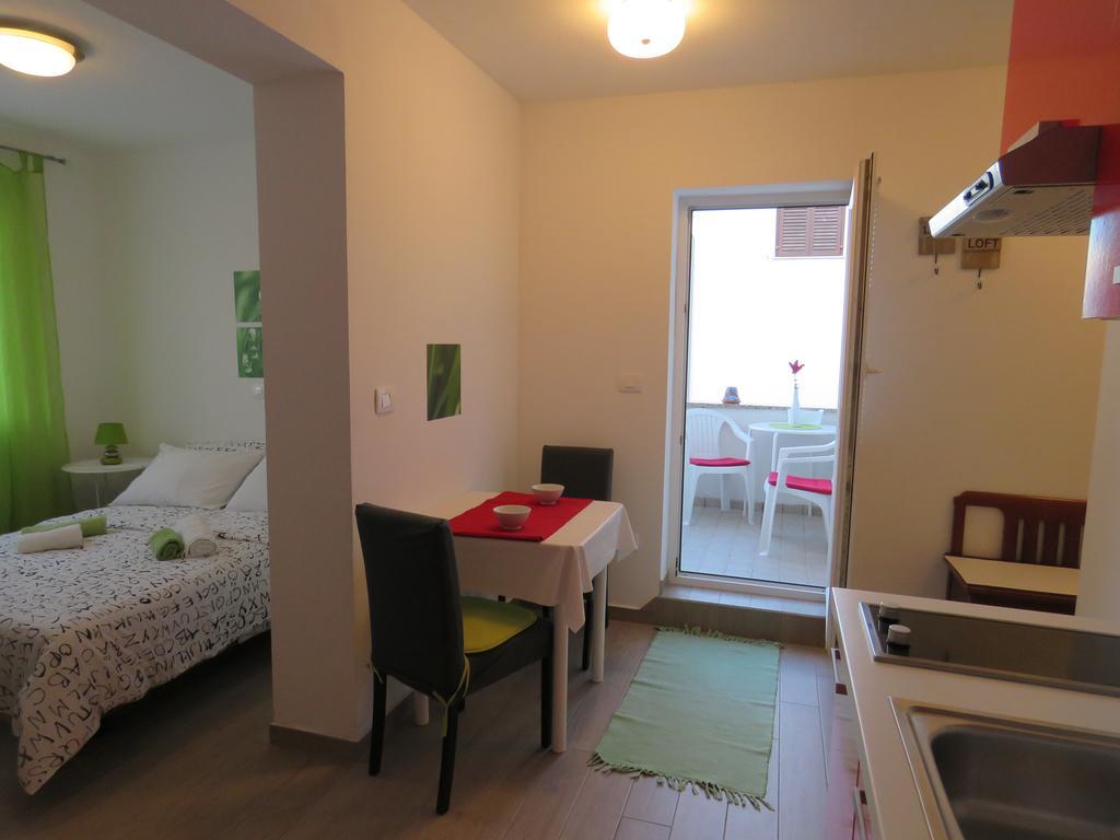 Apartments Villa Urbajs فيرسار المظهر الخارجي الصورة