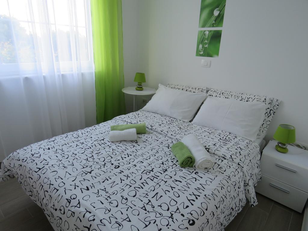 Apartments Villa Urbajs فيرسار المظهر الخارجي الصورة