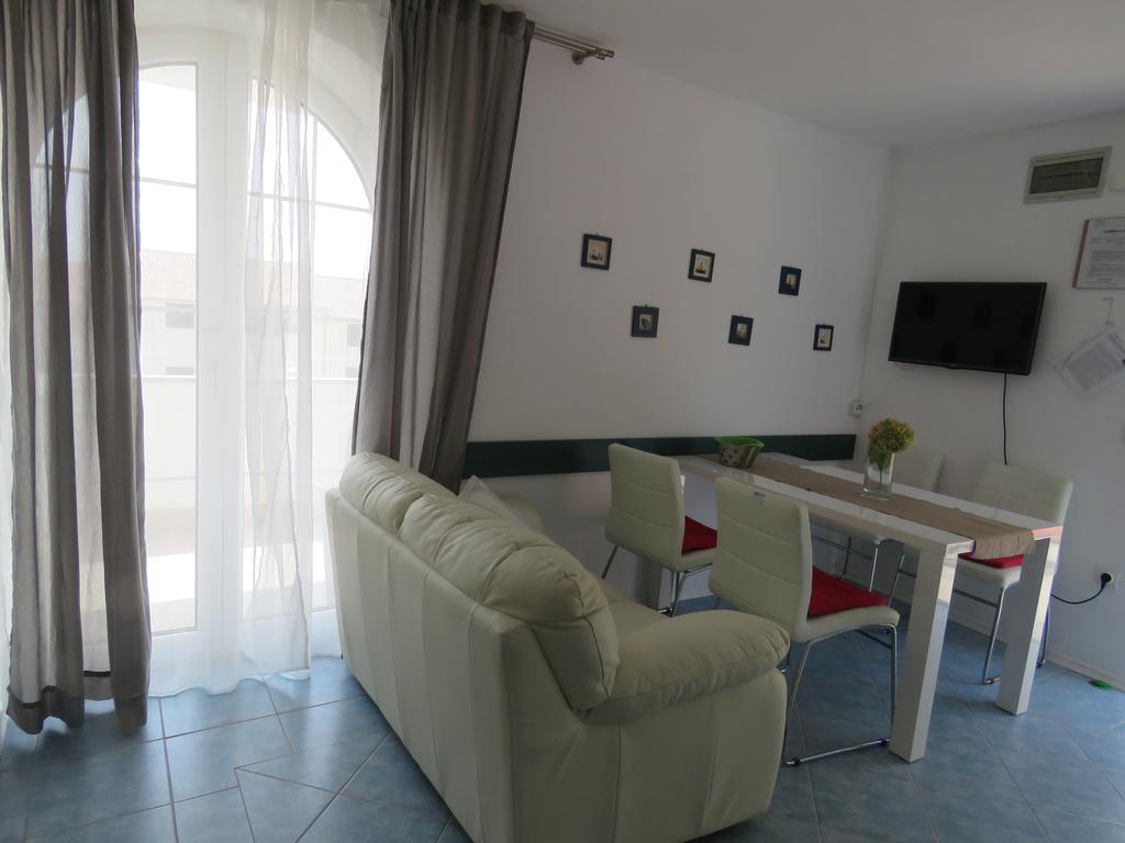 Apartments Villa Urbajs فيرسار المظهر الخارجي الصورة