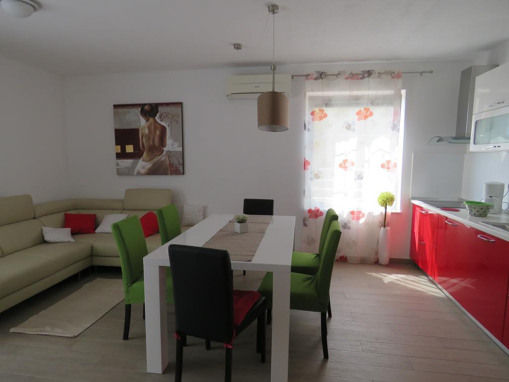 Apartments Villa Urbajs فيرسار الغرفة الصورة