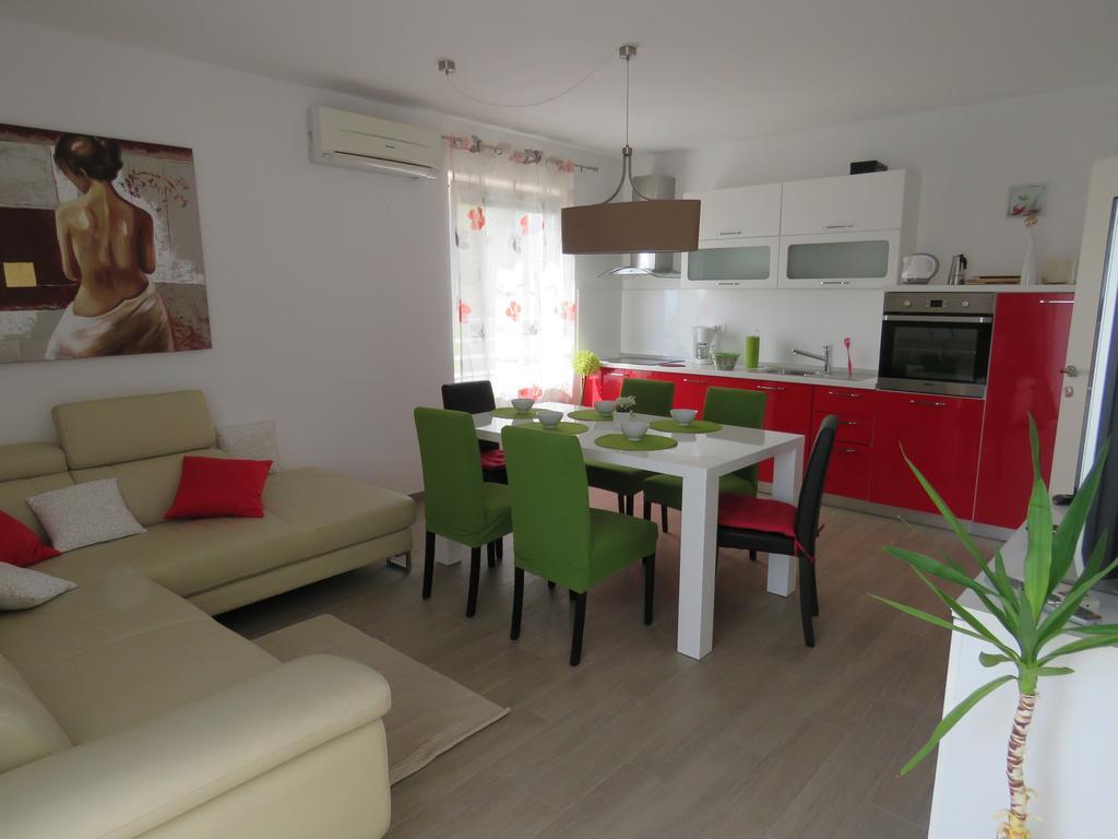Apartments Villa Urbajs فيرسار الغرفة الصورة