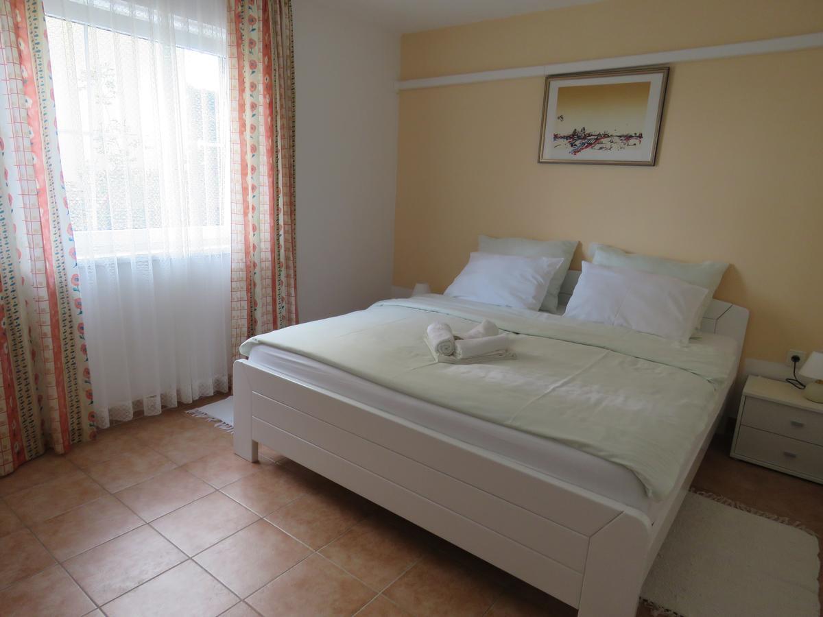 Apartments Villa Urbajs فيرسار المظهر الخارجي الصورة