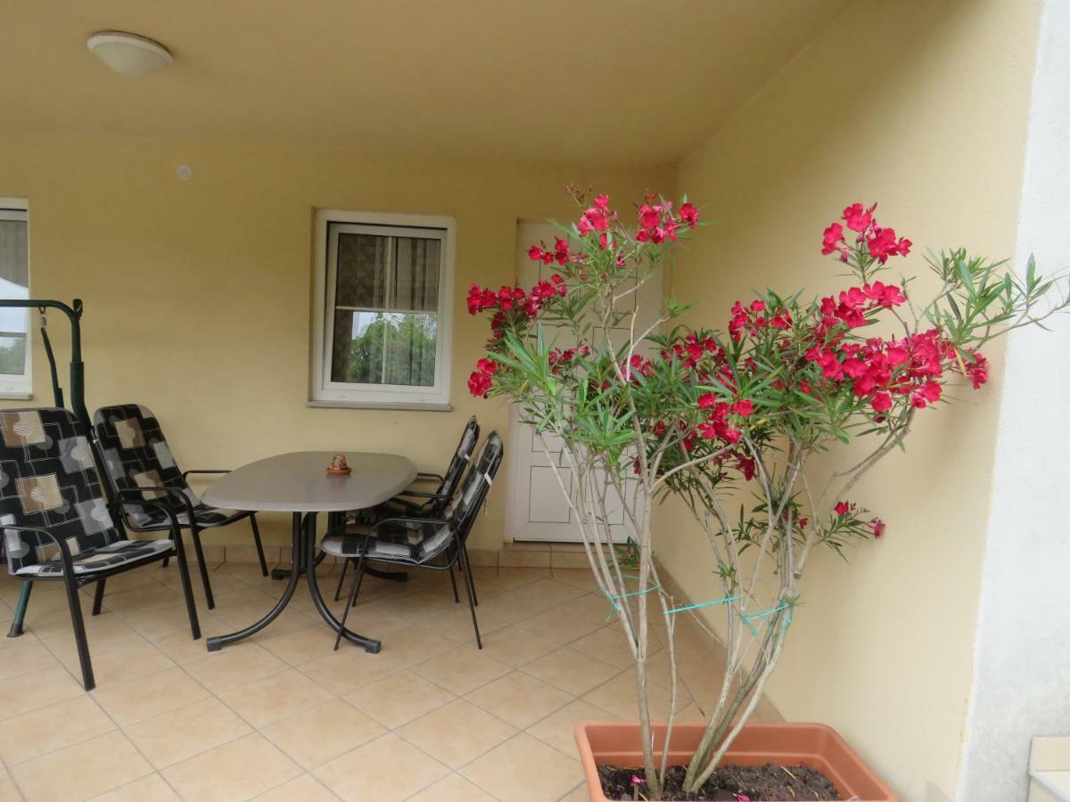 Apartments Villa Urbajs فيرسار المظهر الخارجي الصورة